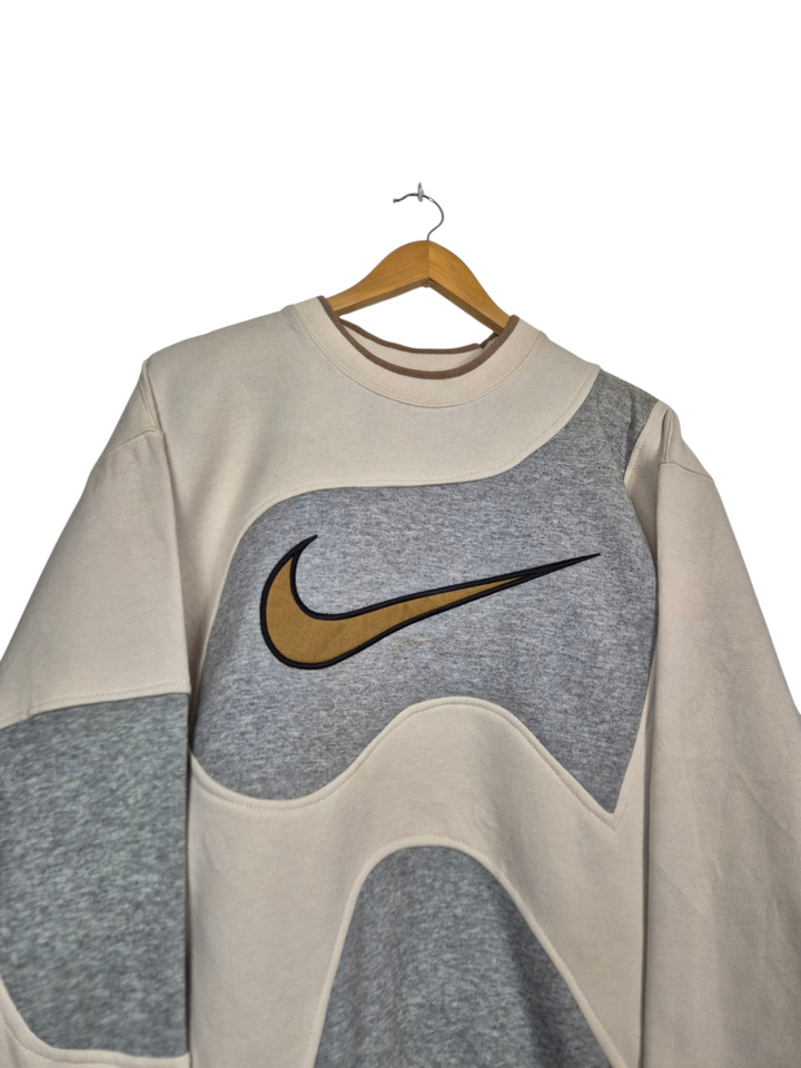Nike big swoosh rework sweater maat XL