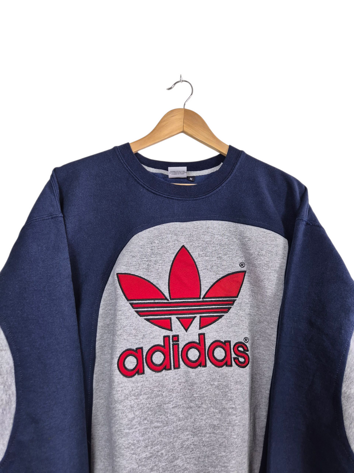 Adidas logo sweater maat M