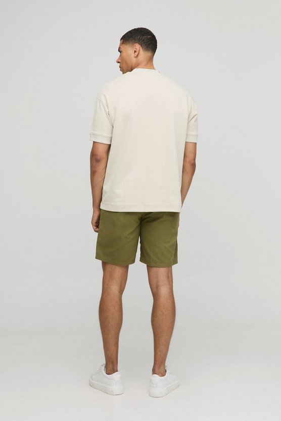 Relaxed Fit Chino Shorts in Khaki