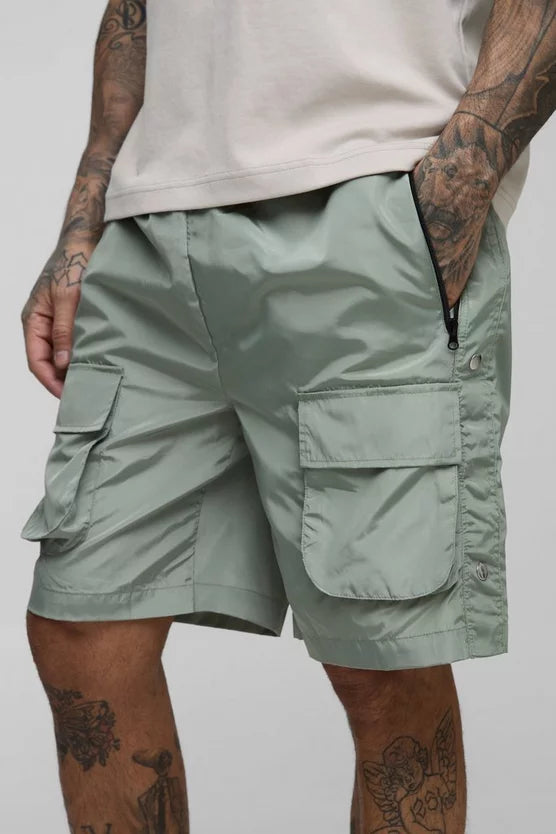 Tall Relaxed Fit Elasticated Waist Popper Side Cargo Shorts