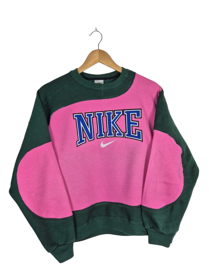Nike spell out sweater maat S
