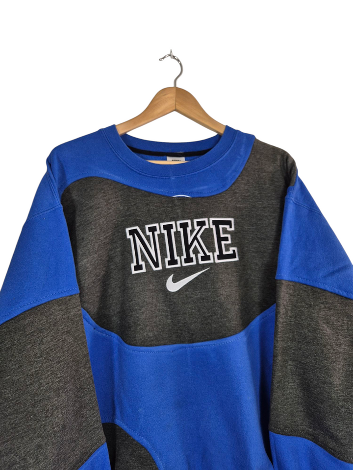 nike spell out sweater maat XL