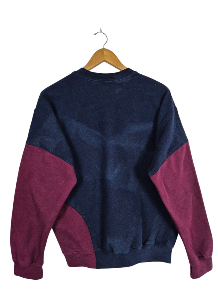 Nike 90s spell out sweater maat M