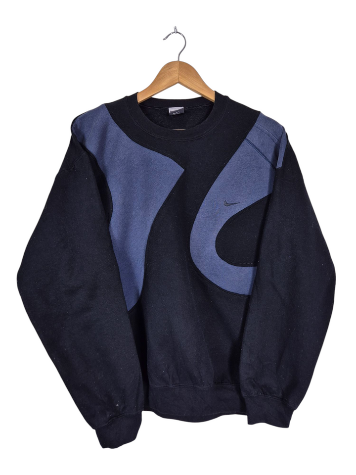 Nike chest swoosh sweater maat S